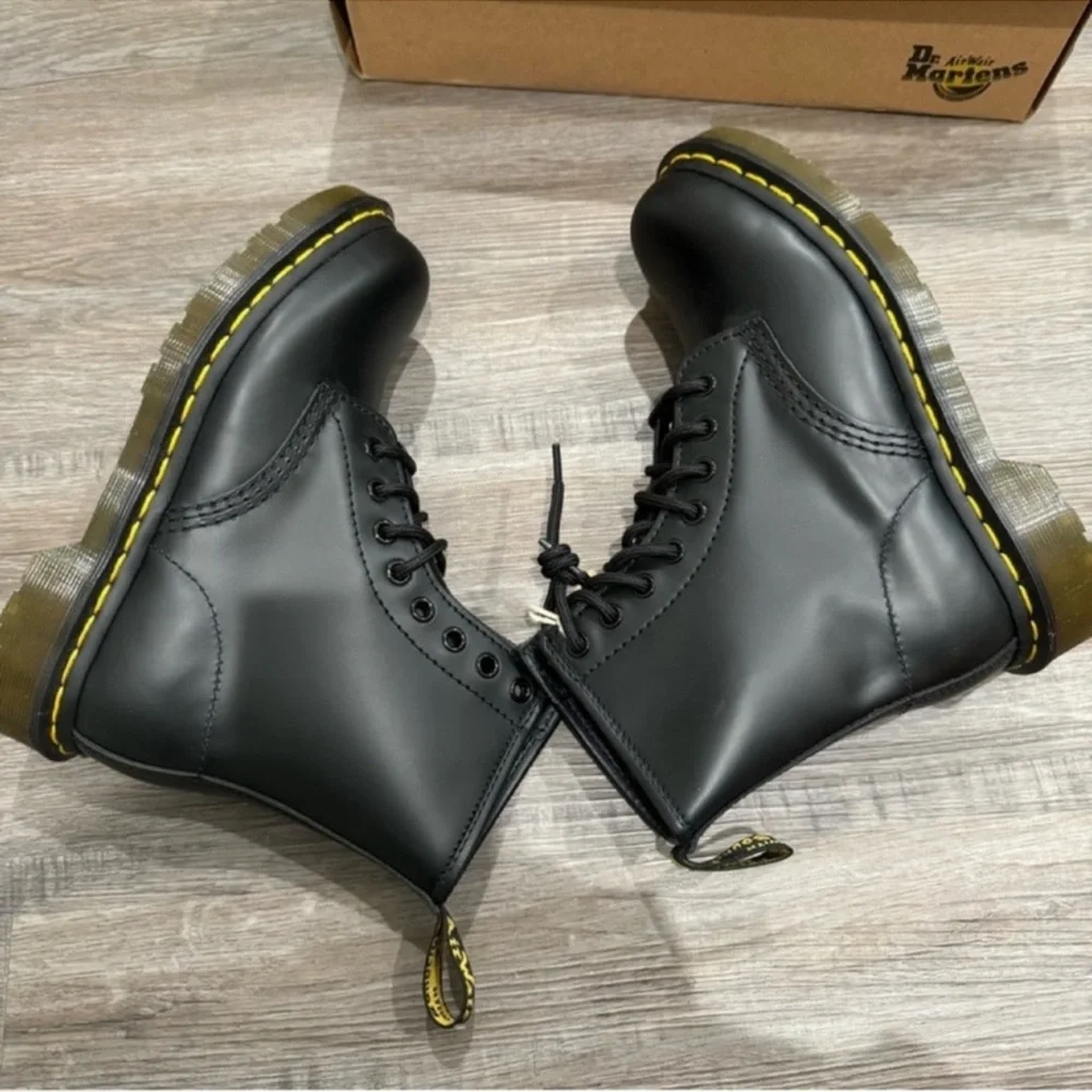 Dr Martens 1460 Black Smooth Leather Lace Up Combat Boots